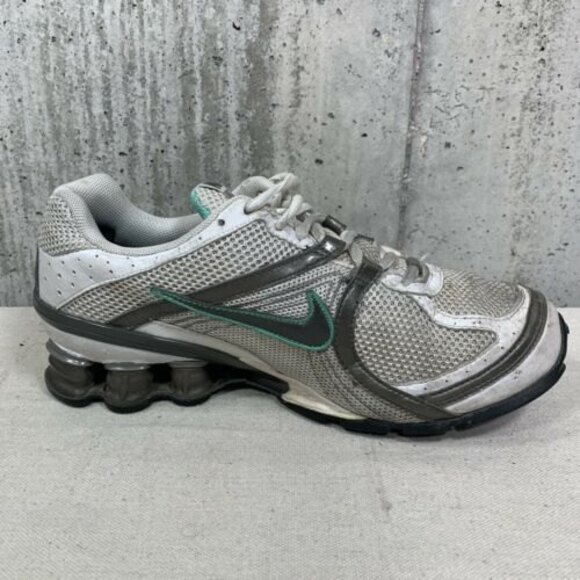 Nike Navina 3 Shox Women’s Size 8.5 343663-103 White/Newsprint-Metallic Pewter - Picture 6 of 10